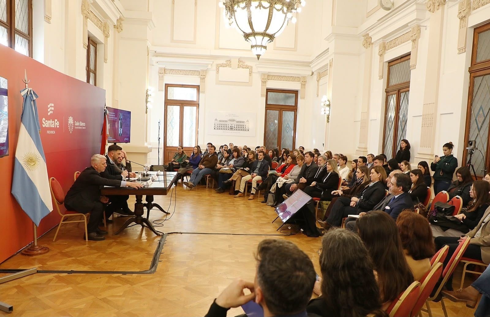 Segunda Jornada sobre la Internacionalización de Santa Fe en el Salón Blanco