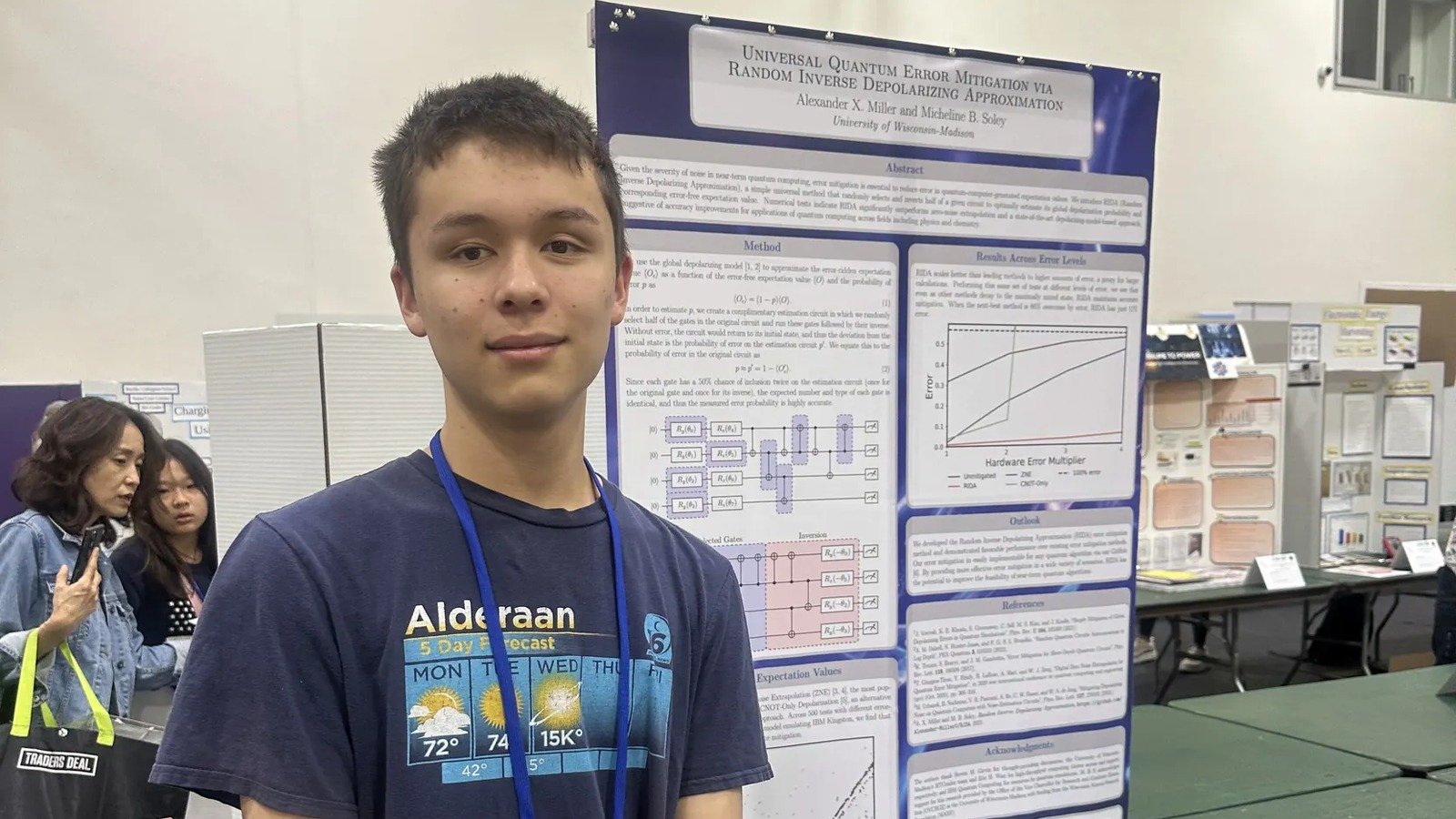 Alexander Miller, de 18 años, ganó una beca de US$25.000 por un método para achicar los errores de las computadoras cuánticas