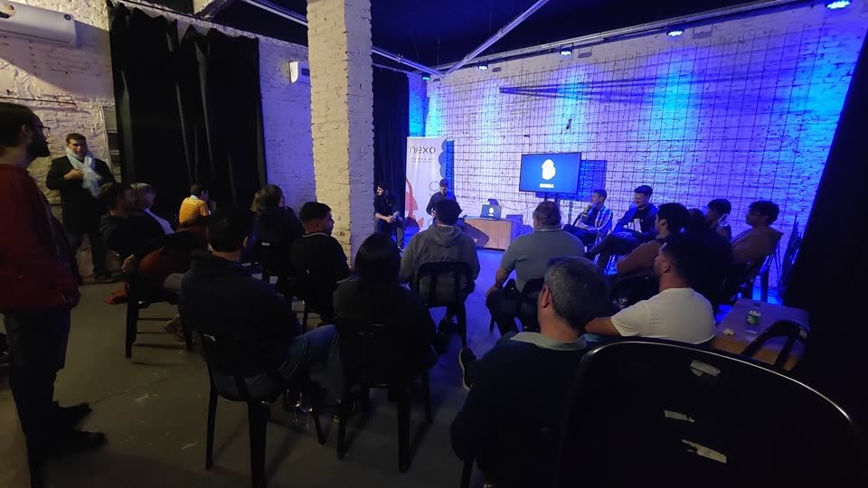 Público en una charla de la Rosario TechWeek 2025